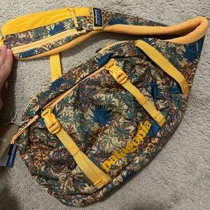 patagonia sling bag - new